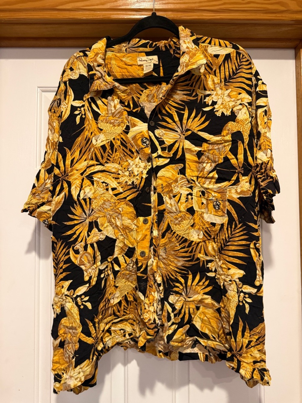 Panama Jack Black & Gold Tropical Print Short-Sleeve Button-Down Shirt